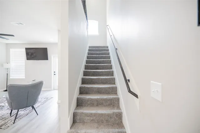 $1,750 | 2519 Washington Street, Unit 205, Waller, TX 77484