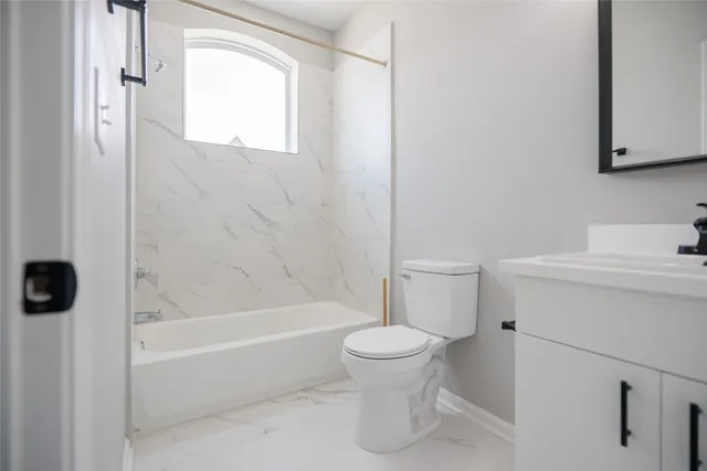 $1,750 | 2519 Washington Street, Unit 205, Waller, TX 77484