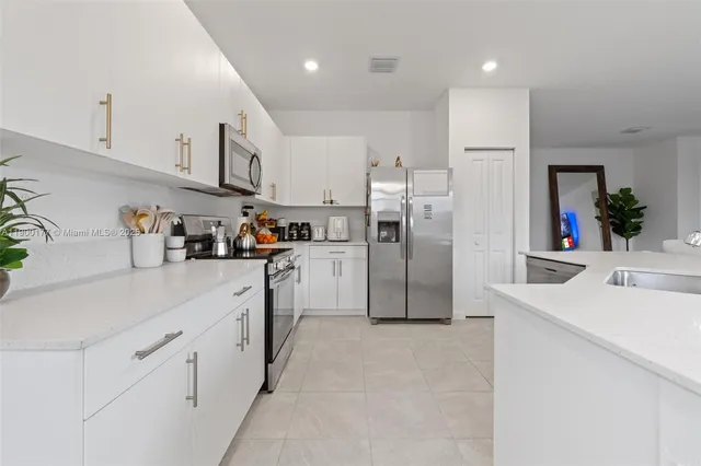 $795,000 | 23302 Southwest 132nd Place, Miami, FL 33175