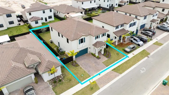 $795,000 | 23302 Southwest 132nd Place, Miami, FL 33175