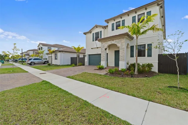 $795,000 | 23302 Southwest 132nd Place, Miami, FL 33175