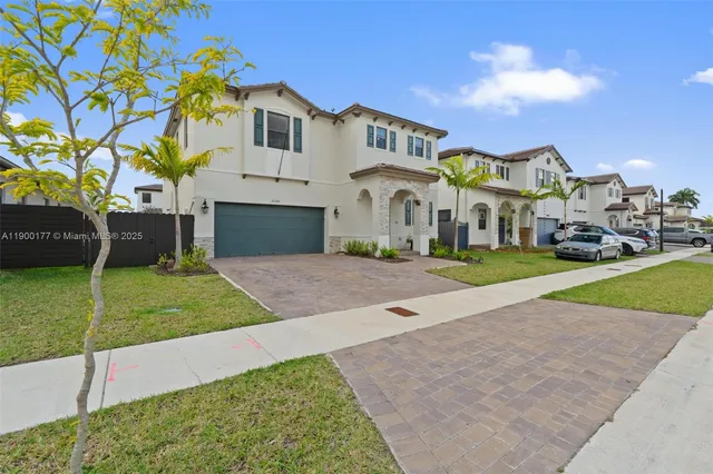 $795,000 | 23302 Southwest 132nd Place, Miami, FL 33175