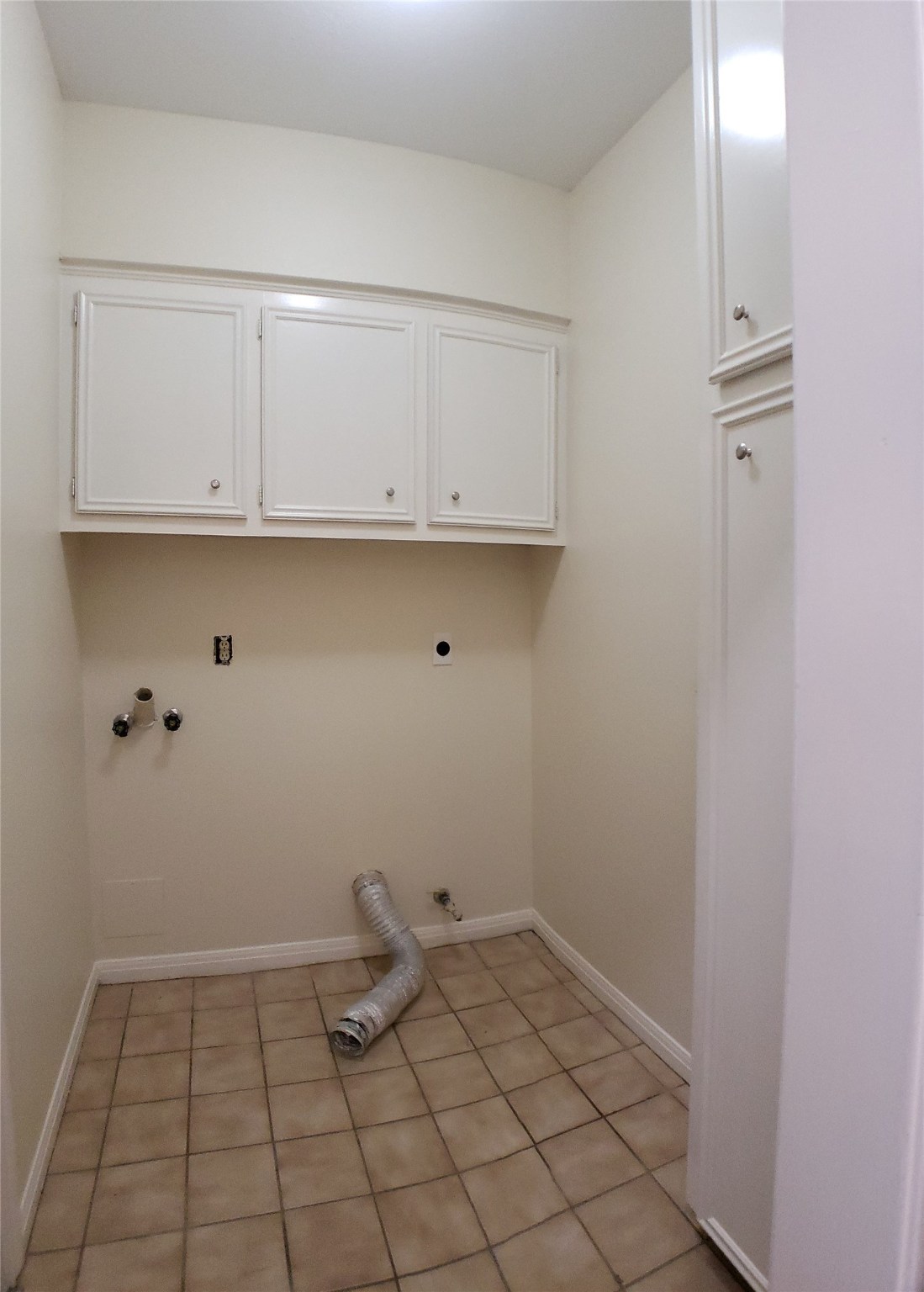 6607 Tournament Drive Houston, TX 77069 - Photo 14 of 46 a view of an empty room