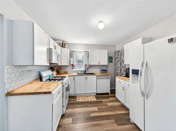 $227,000 | 33 Pearl Street, Batavia, NY 14020