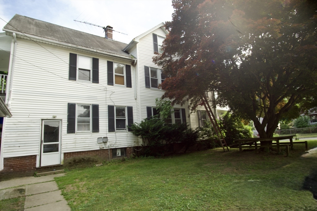59-61 Carlisle Street Springfield, MA 01109 - Photo 10 of 10