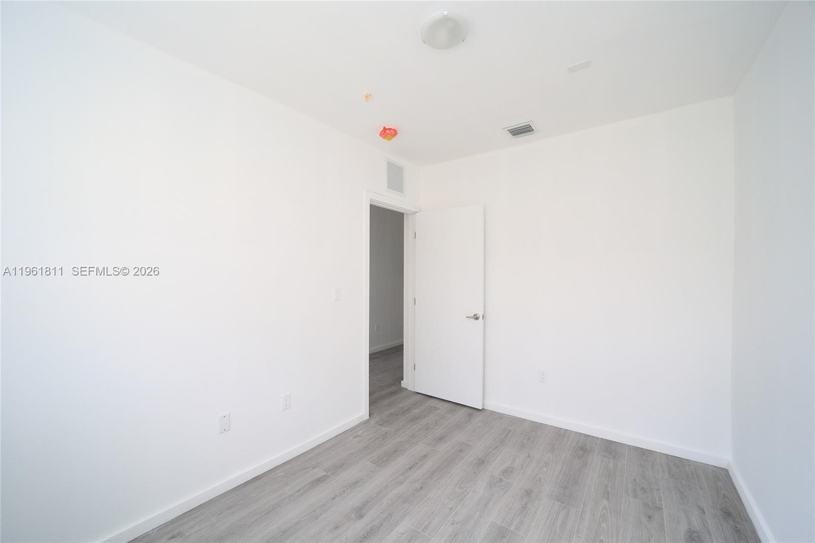 810 7th Street, Unit 104 Miami Beach, FL 33139 - Photo 7 of 11 a view of an empty room
