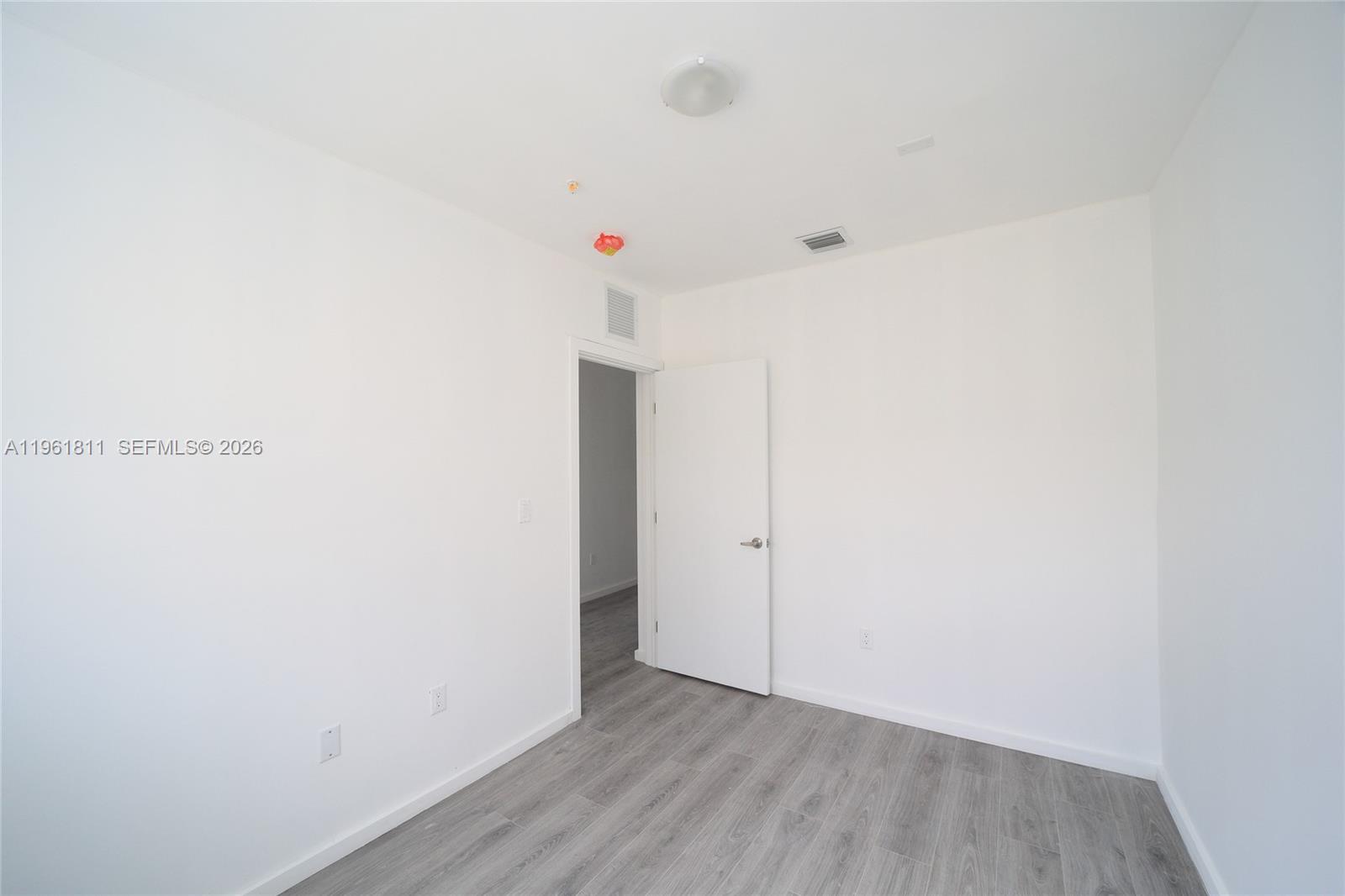 810 7th Street, Unit 104 Miami Beach, FL 33139 - Photo 8 of 11 a view of an empty room