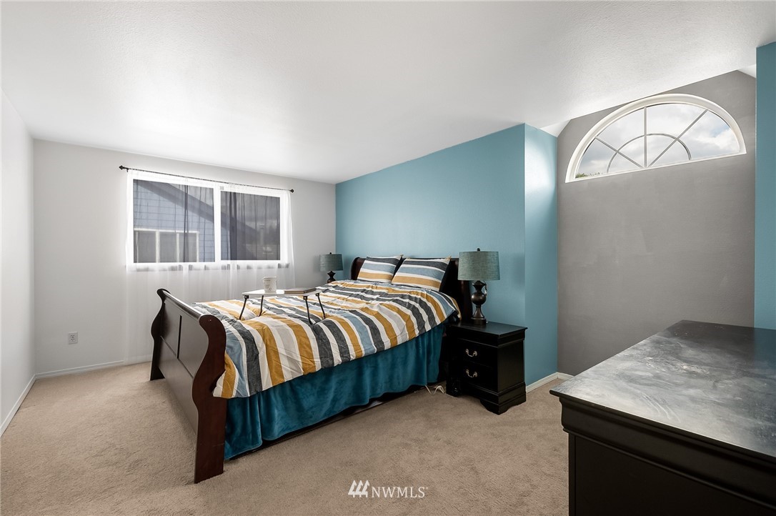17805 112th Avenue Southeast Renton, WA 98055 - Photo 15 of 28 Gallery Image 15