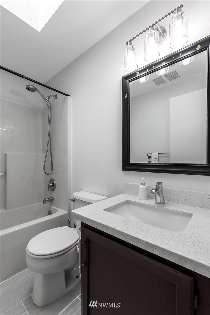 17805 112th Avenue Southeast Renton, WA 98055 - Photo 23 of 28 Gallery Image 23