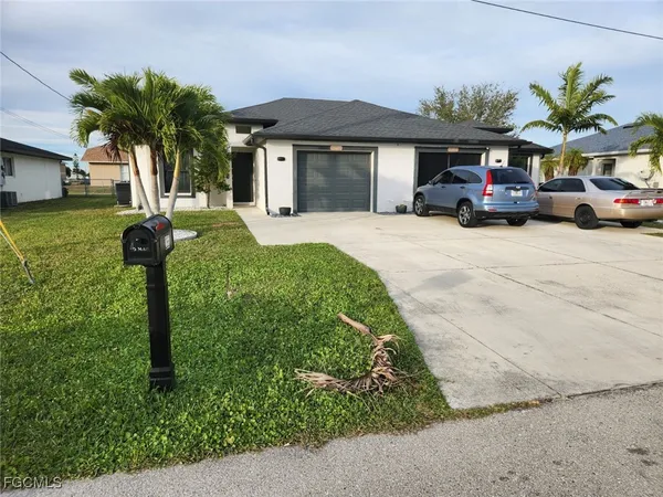 $1,600 | 255 Southwest 4th Street, Unit 255, Cape Coral, FL 33991
