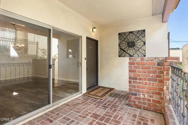 $438,000 | 536 South Euclid Avenue, Unit 4, Pasadena, CA 91101