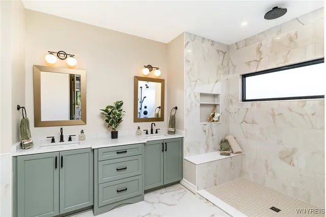 $1,392,900 | 5211 Kandefer's Trail, Buffalo, NY 14221