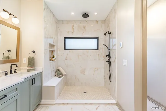 $1,392,900 | 5211 Kandefer's Trail, Buffalo, NY 14221