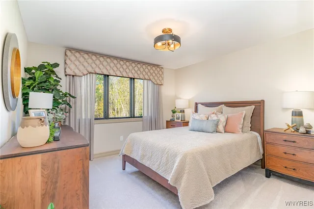 $1,392,900 | 5211 Kandefer's Trail, Buffalo, NY 14221