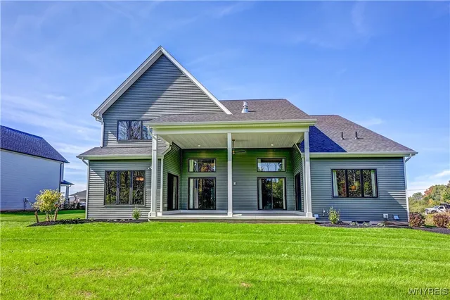 $1,392,900 | 5211 Kandefer's Trail, Buffalo, NY 14221