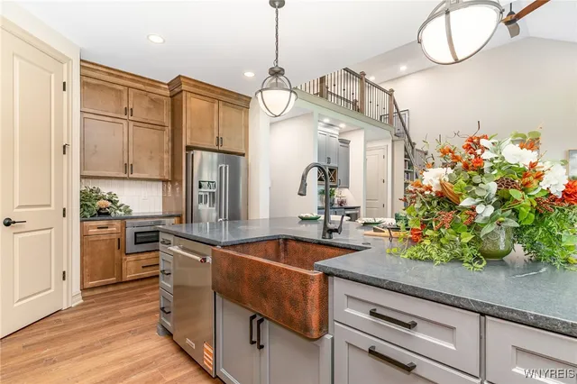 $1,392,900 | 5211 Kandefer's Trail, Buffalo, NY 14221