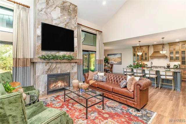 $1,392,900 | 5211 Kandefer's Trail, Buffalo, NY 14221