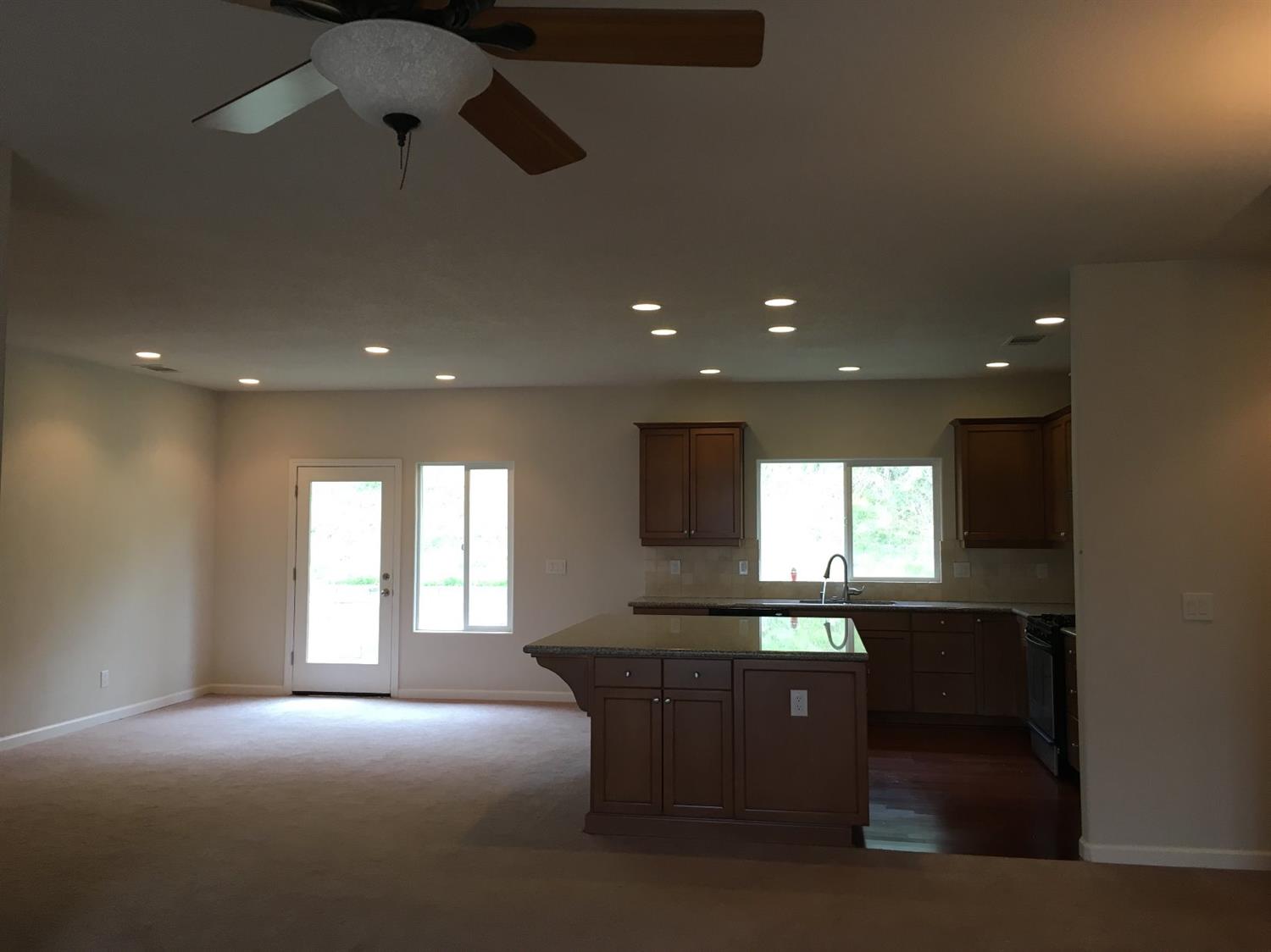 40582 Iris Road Squaw Valley, CA 93675 - Photo 3 of 14 Gallery Image 3