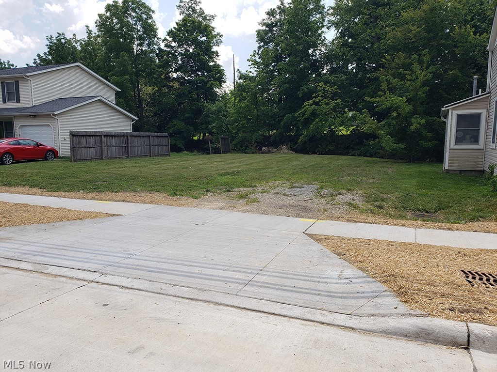 322 West Smith Road Medina, OH 44256 - Photo 1 of 8
