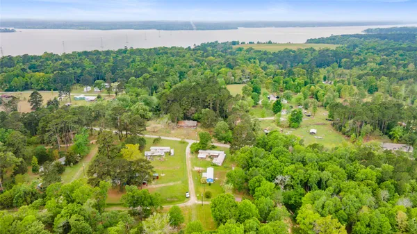 $55,000 | 370 Lakeside Drive, Trinity, TX 75862