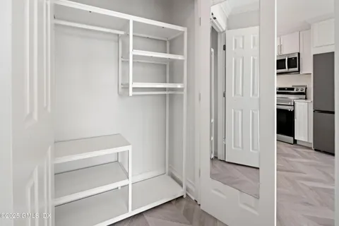 $299,999 | 87 Glenbrook Road, Unit 3D, Stamford, CT 06902