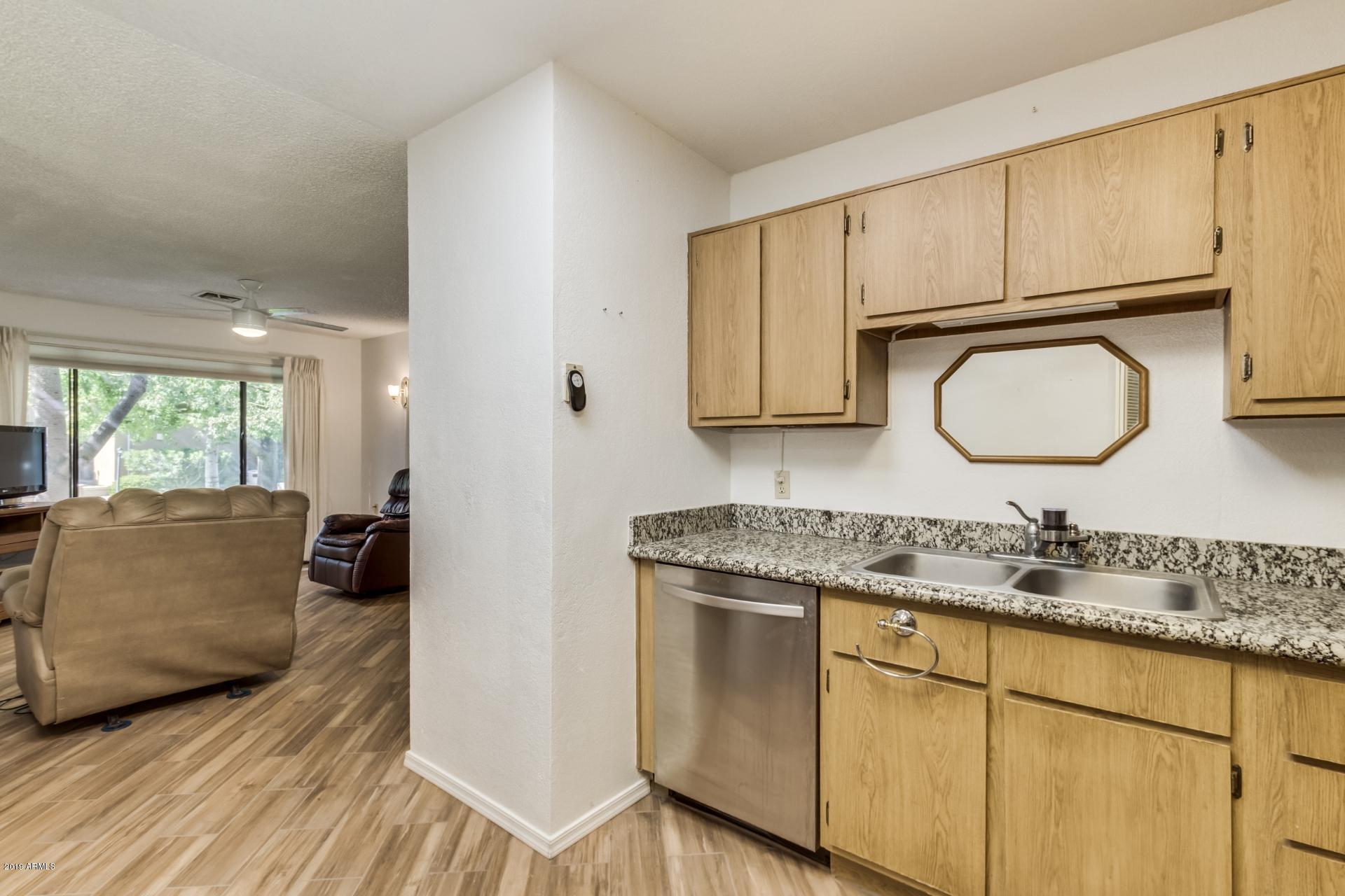 14300 West Bell Road, Unit 47 Surprise, AZ 85374 - Photo 7 of 28 Bell (14)