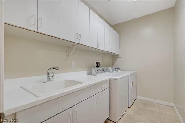 $2,615 | 8833 Sherwood Park Drive, Las Vegas, NV 89131