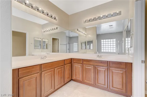 $2,595 | 8833 Sherwood Park Drive, Las Vegas, NV 89131