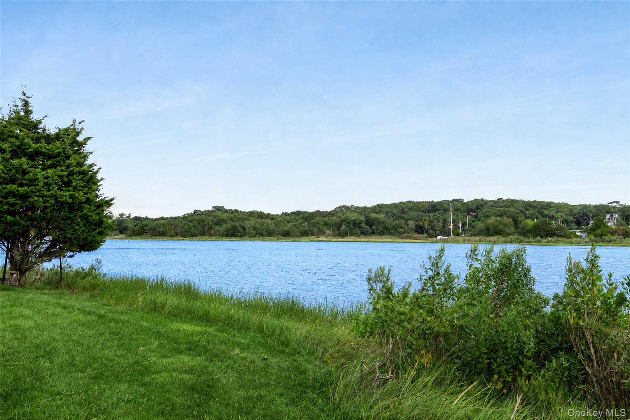7 South Pond Road East Hampton, NY 11937 - Photo 20 of 21 Gallery Image 20