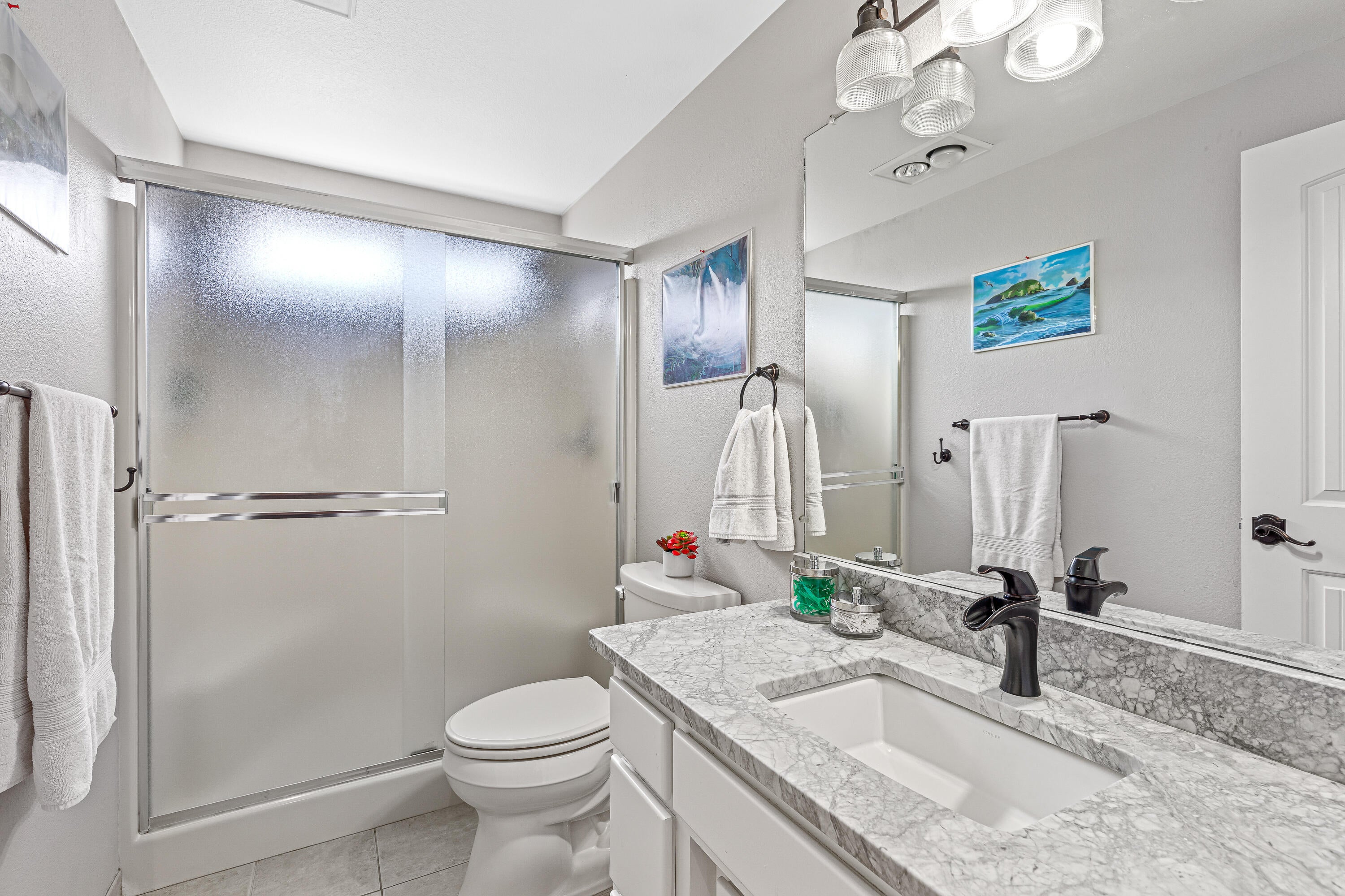 711 Brandon Street Central Point, OR 97502 - Photo 23 of 47 9R9A7548