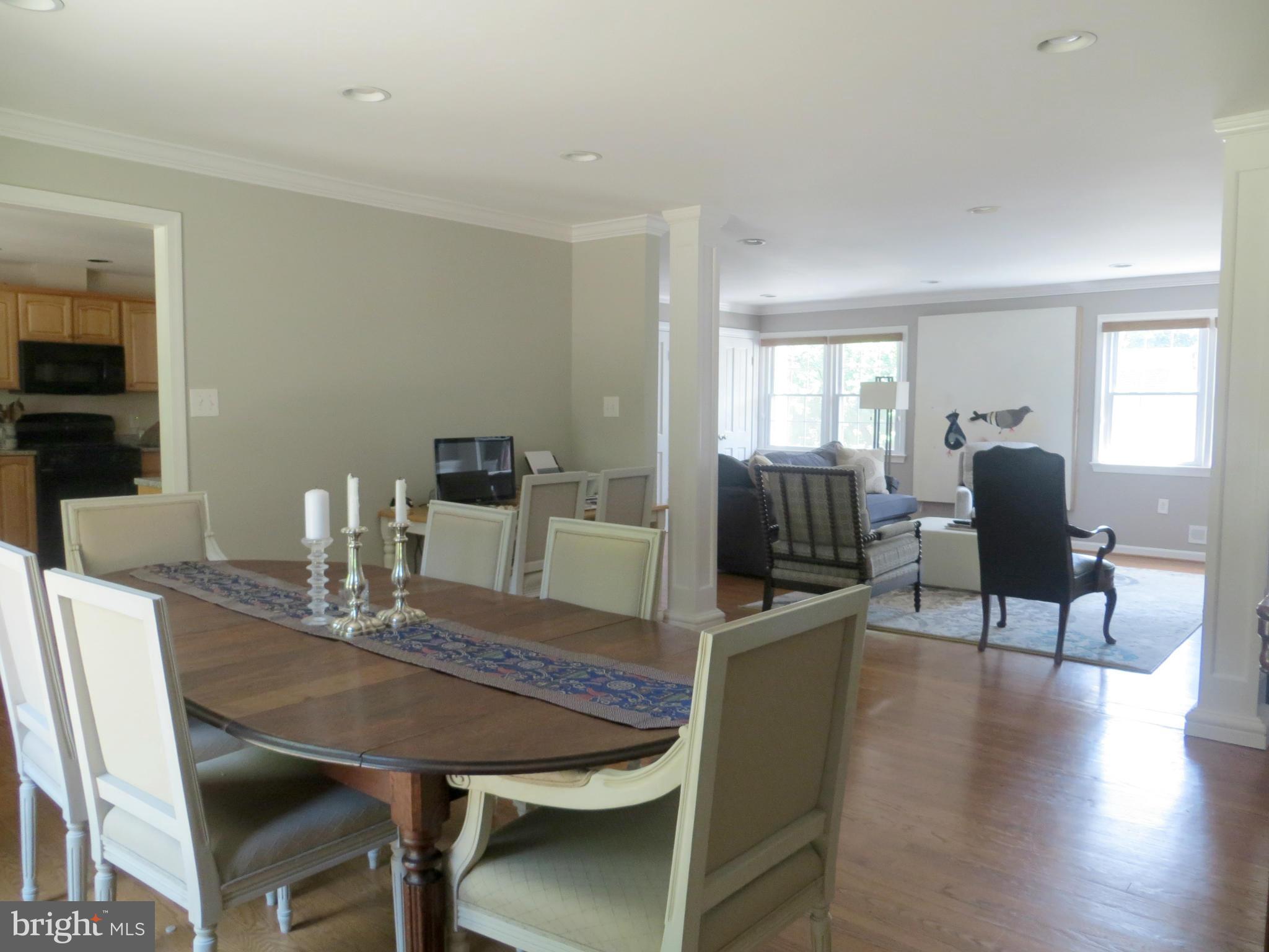 6202 Chesterbrook Road McLean, VA 22101 - Photo 3 of 20 Living Room and Dining Room