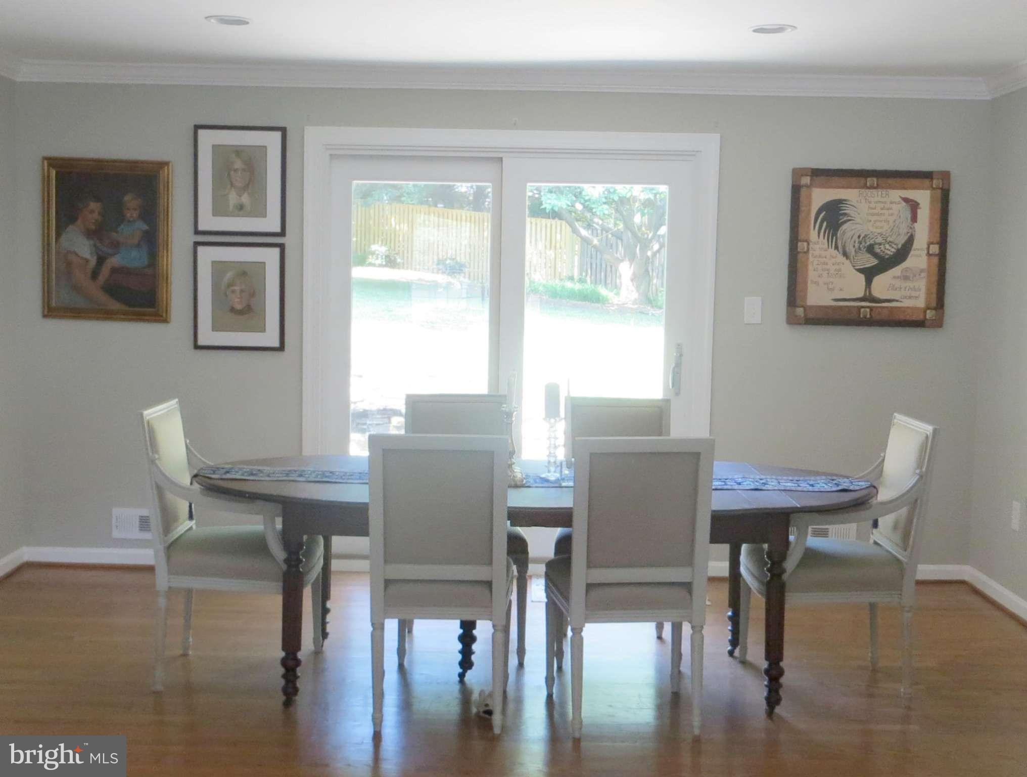 6202 Chesterbrook Road McLean, VA 22101 - Photo 4 of 20 Dining Room