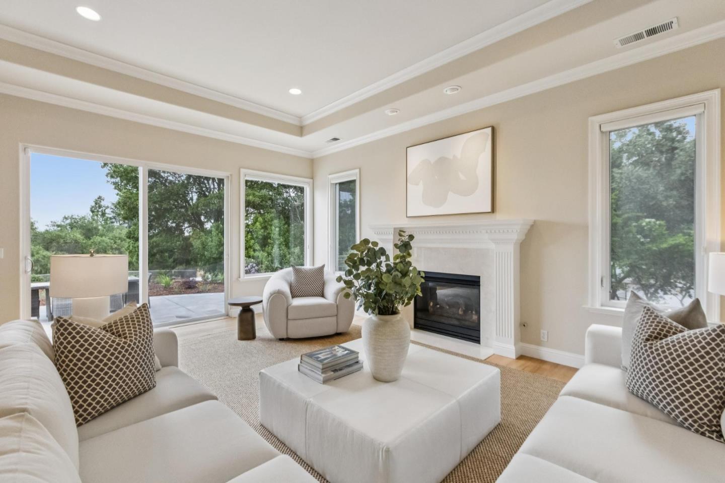 140 Ridgeway Road Woodside, CA 94062 - Photo 12 of 76