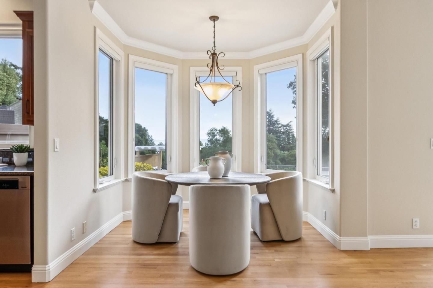 140 Ridgeway Road Woodside, CA 94062 - Photo 23 of 76