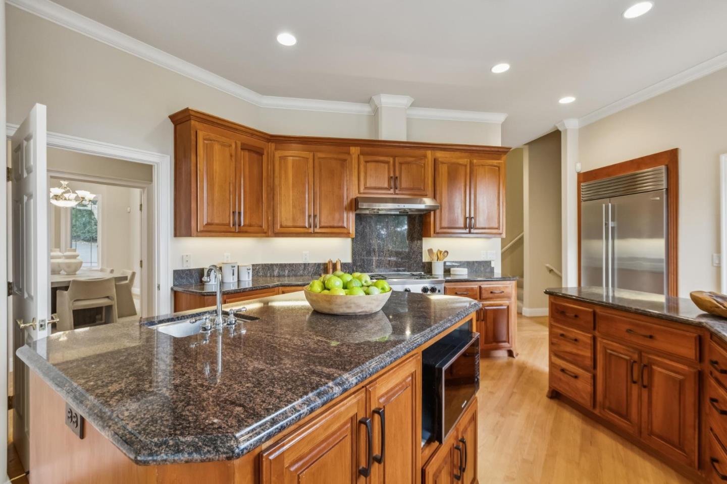 140 Ridgeway Road Woodside, CA 94062 - Photo 24 of 70