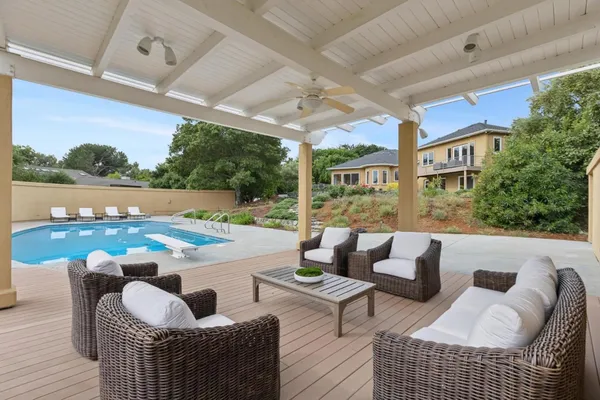 $5,788,000 | 140 Ridgeway Road, Woodside, CA 94062