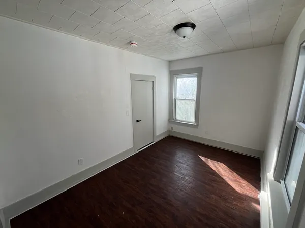 $1,600 | 40 Garnet Street, Unit 4 1, Fitchburg, MA 01420