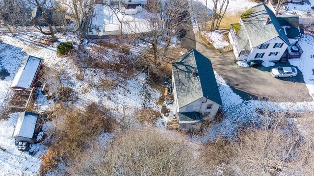 $269,900 | 5 Cobb Lane, Dedham, MA 02026