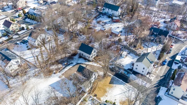 $269,900 | 5 Cobb Lane, Dedham, MA 02026