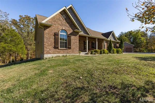 $599,900 | 440 Big River Circle, Bonne Terre, MO 63628