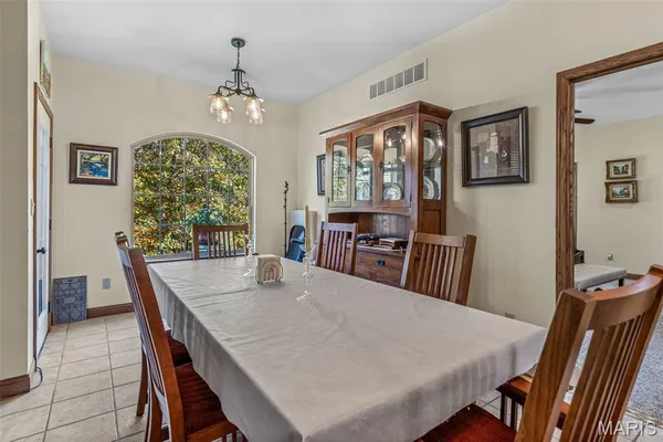 $599,900 | 440 Big River Circle, Bonne Terre, MO 63628