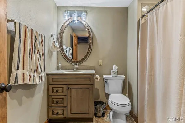 $599,900 | 440 Big River Circle, Bonne Terre, MO 63628