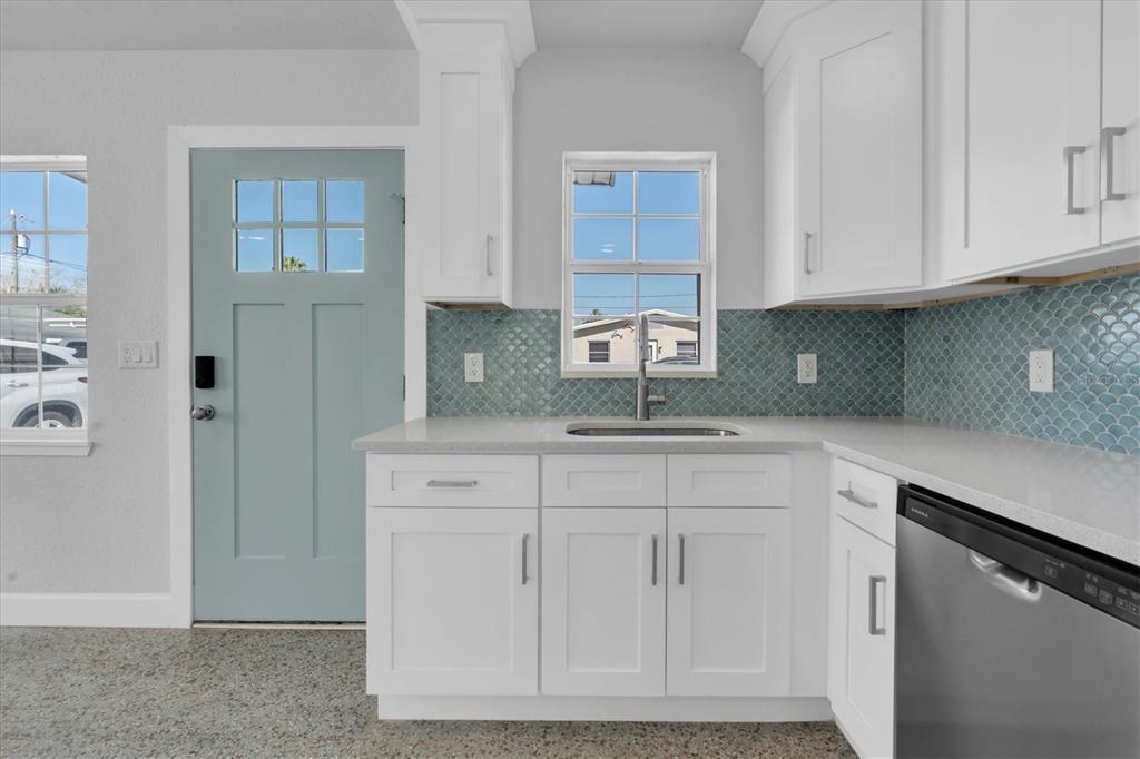 119 147th Avenue Madeira Beach, FL 33708 - Photo 7 of 50