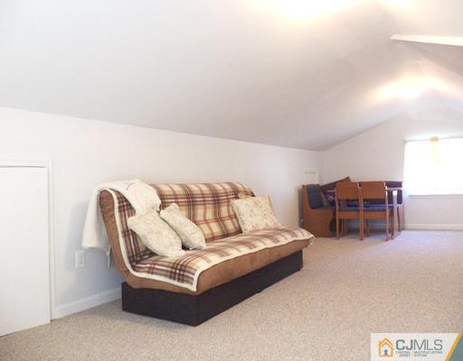 17 Burnham Road East Brunswick, NJ 08816 - Photo 18 of 25 Gallery Image 18