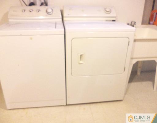 17 Burnham Road East Brunswick, NJ 08816 - Photo 20 of 25 Gallery Image 20