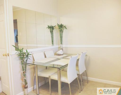 17 Burnham Road East Brunswick, NJ 08816 - Photo 8 of 25 Gallery Image 8