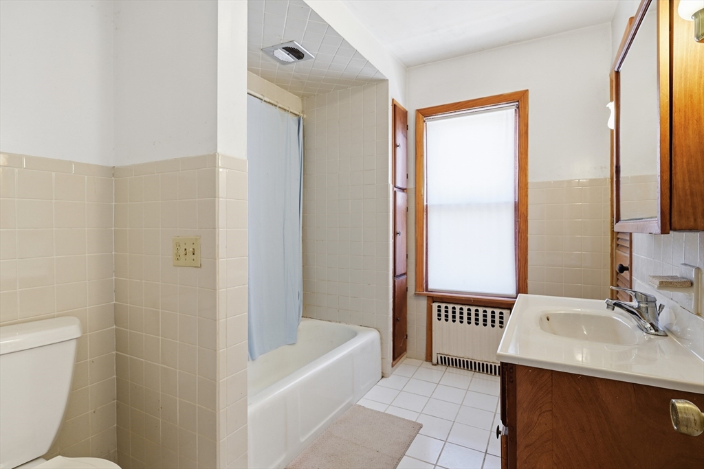 400 Nottingham Street Springfield, MA 01104 - Photo 18 of 26