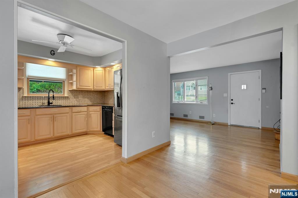 451 Chestnut Street Nutley, NJ 07110 - Photo 8 of 33