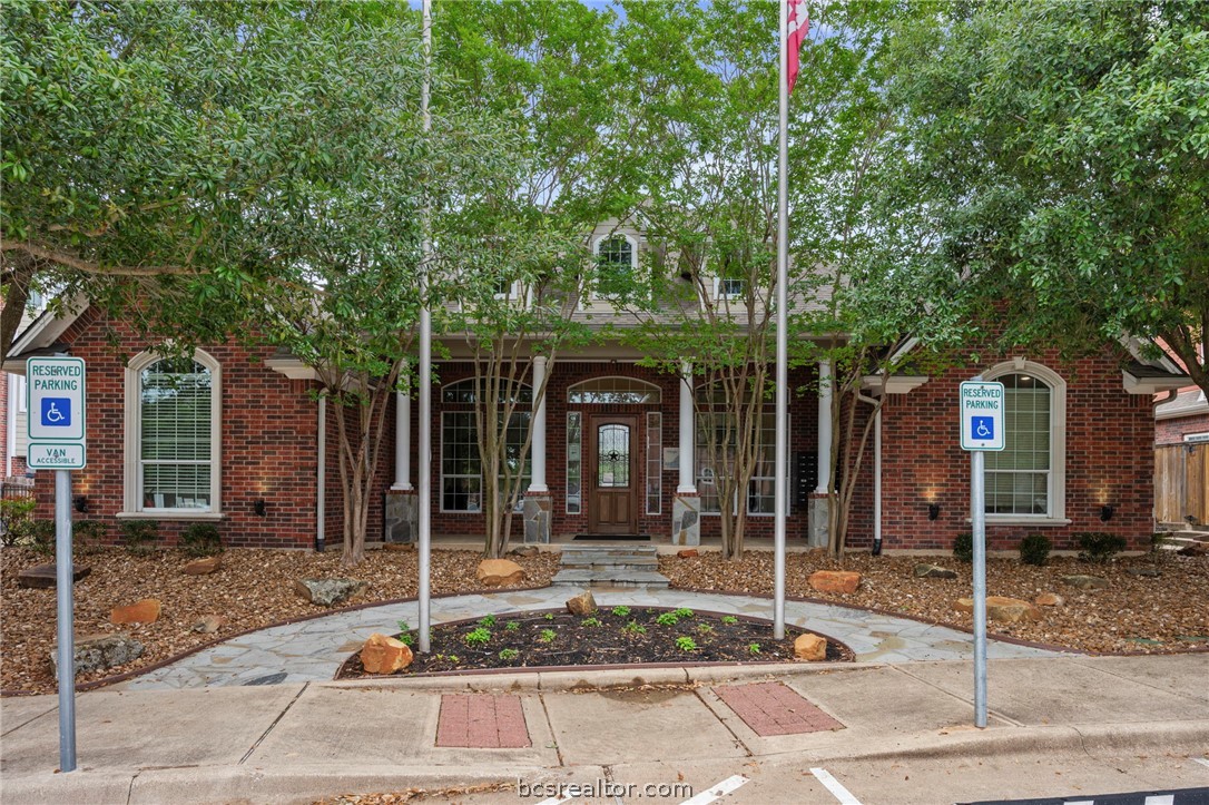 1198 Jones-Butler Road, Unit 2901 College Station, TX 77840 - Photo 9 of 12 Clubhouse