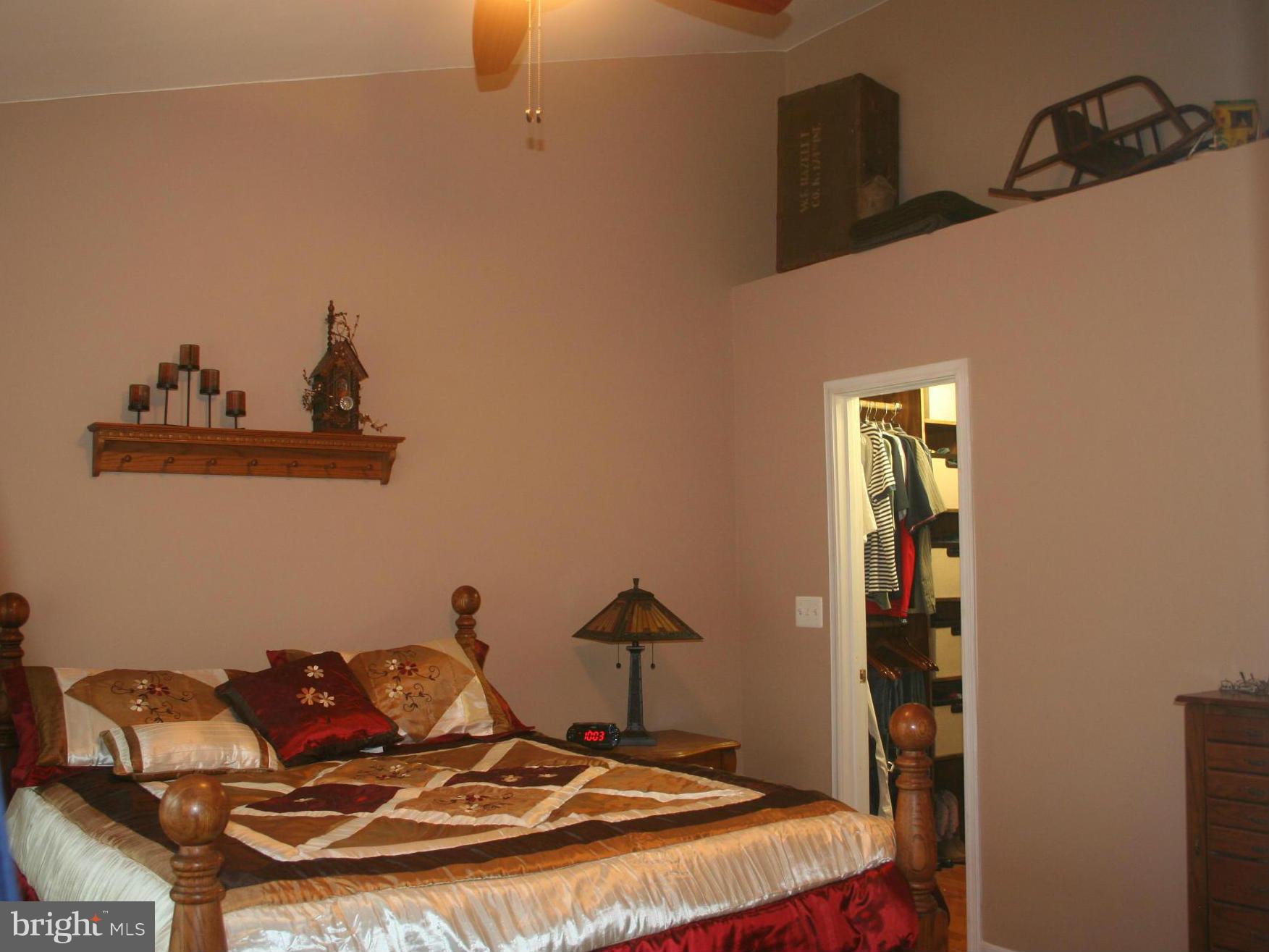 6493 Milva Lane Springfield, VA 22150 - Photo 14 of 30 Bedroom (Master)